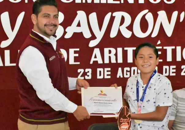 ¡Qué aplicados! Premian a ganadores del Campeonato Internacional de Aritmética