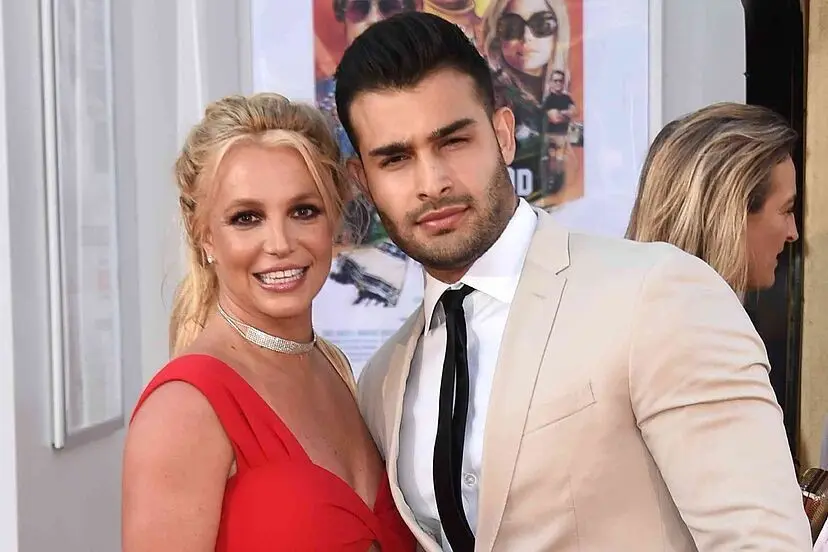 El matrimonio de Britney Spears y Sam Asghari solo duró 14 meses y siete en un unión libre. Foto. Especial