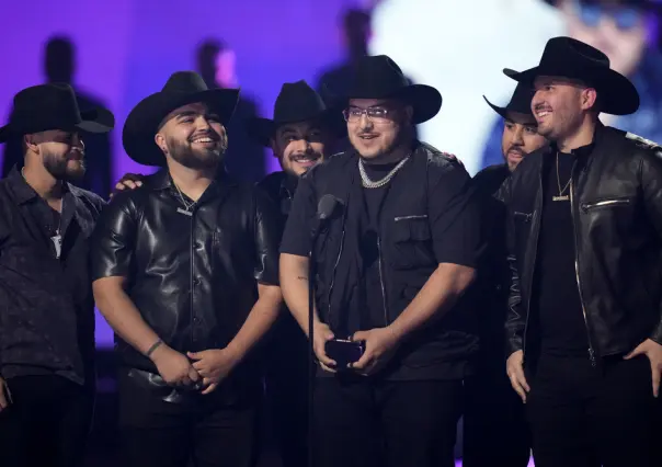 Grupo Frontera vive sueño con disco y concierto en el Zócalo de CDMX