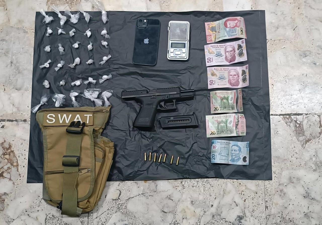 Cae hombre armado y con droga en el Fraccionamiento Bernardo Reyes