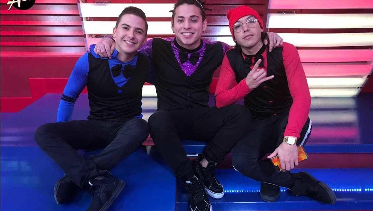 Daniel Durán La Caja, Brandon Meza y Manuel Padilla Snuppy en el programa Acábatelo. Foto: Twitter