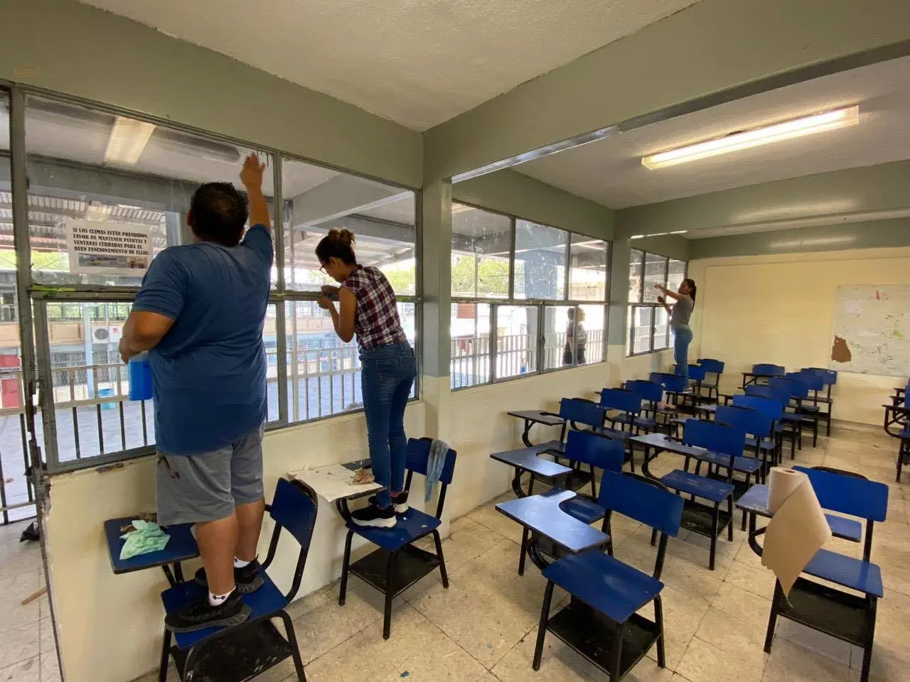 Sello Nuevo León: Realizan gran jornada de limpieza en escuelas