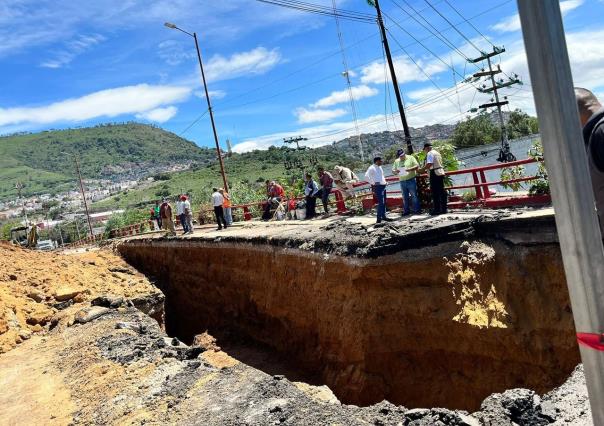 A punto de quedar reparado el socavón del puente Herminio Mena en Tlalnepantla