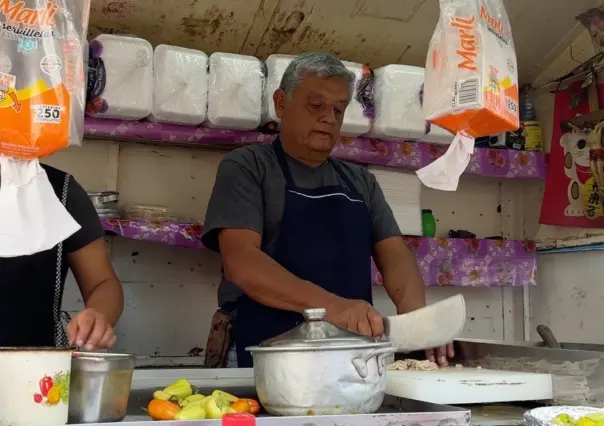 AMLO taquero de San Luis Potosí: Un parecido que deleita a los comensales