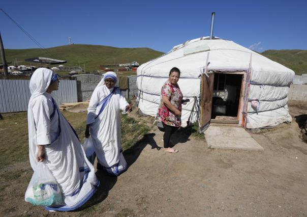 Encuentro histórico: Papa Francisco visita Mongolia para comunidad católica