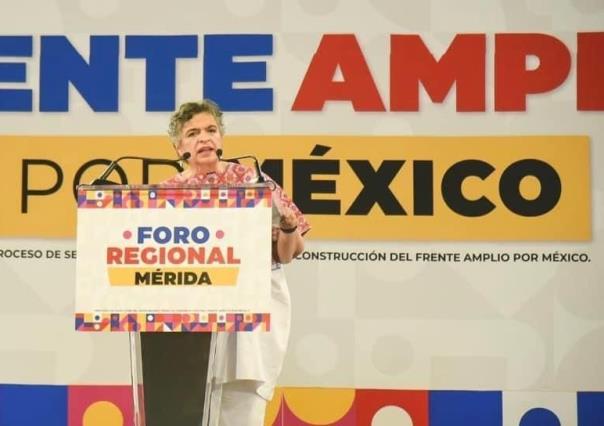 Opina AMLO sobre inminente declinación de Beatriz Paredes en Frente Amplio