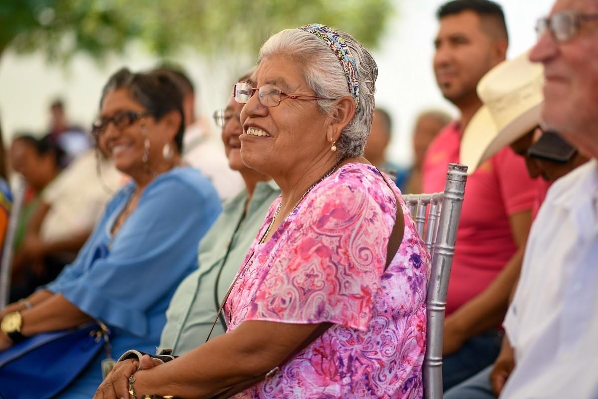 Presenta Igualdad e Inclusión complemento nutricional para adultos mayores