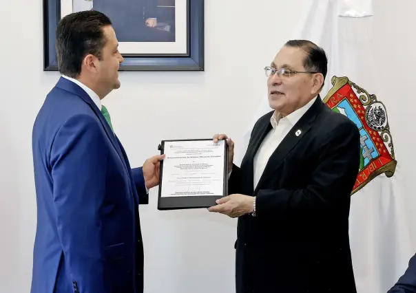 Entregan validez oficial a 9 instituciones educativas del Edoméx