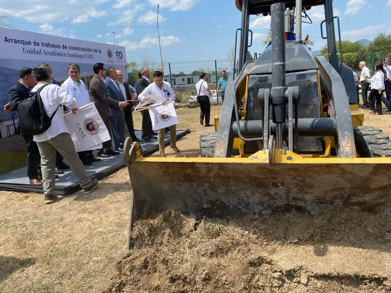 Unidad Académica Santiago: Nuevo avance educativo en Santiago y UANL