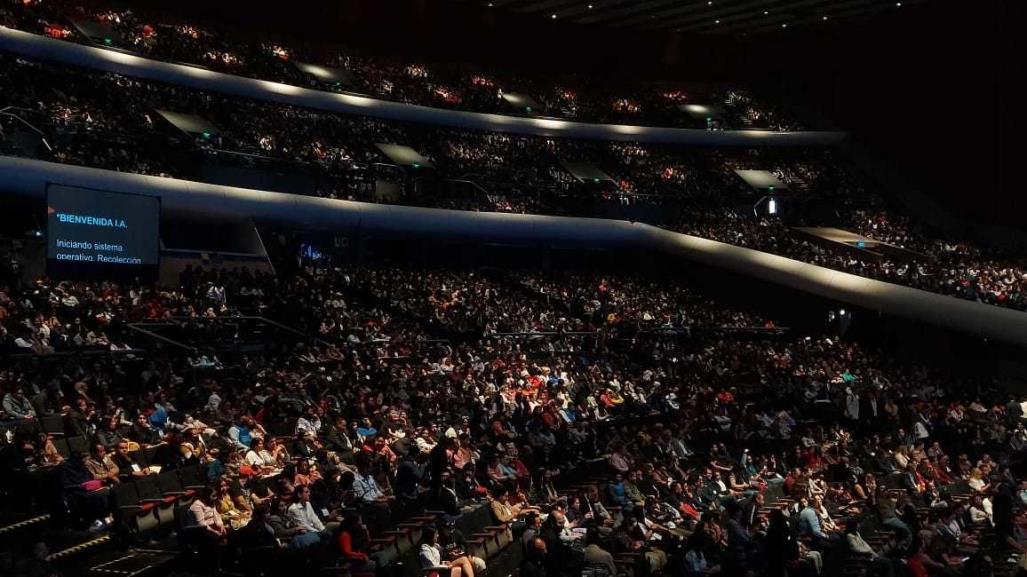 Presenta Fundación Telmex México Siglo XXI con Will Smith y más personalidades