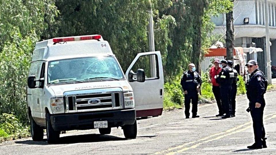 El hallazgo de restos humanos en tres bolsas de plástico para basura fueron hallados en un terreno baldío en la avenida Gustavo Baz y la calle Henry Ford en Tlalnepantla. Foto: Cortesía