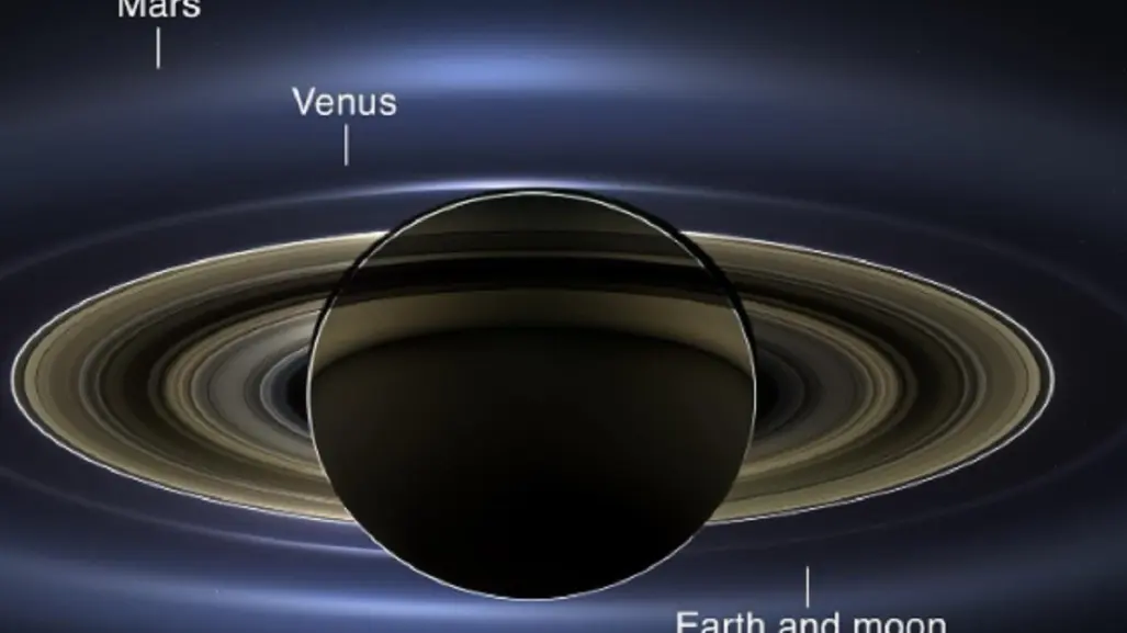 Comparte NASA imagen de Saturno con su color natural