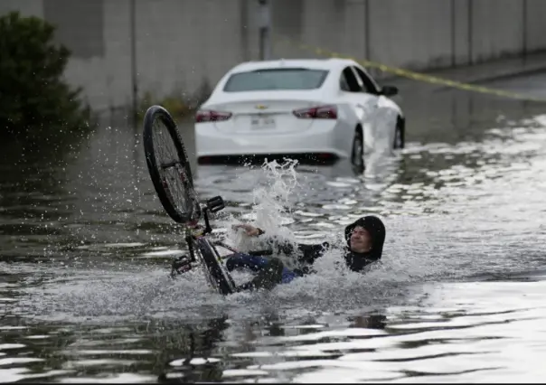 Lluvias intensas causan inundaciones y deja una víctima en Las Vegas