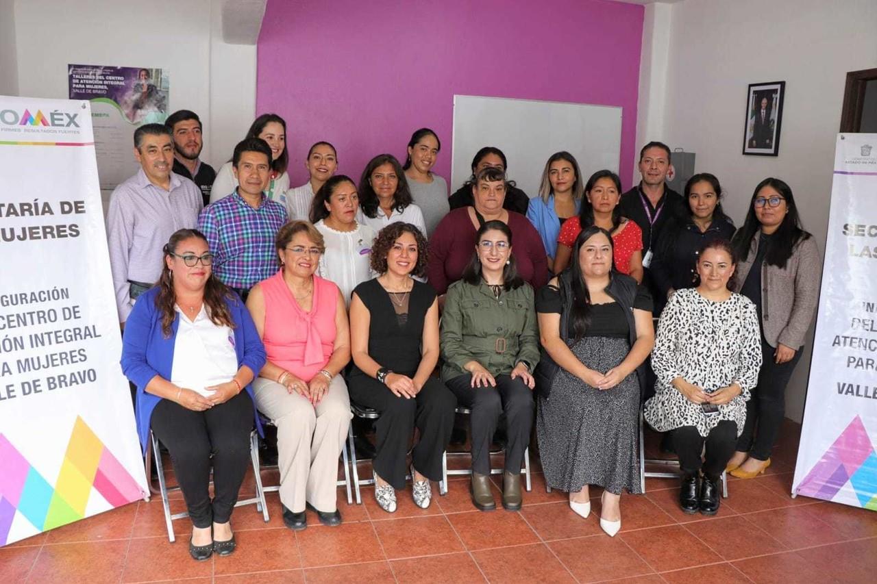 Inauguración del Centro de Atención Integral para Mujeres (CAIM) de Valle de Bravo. Crédito: @denisse_ugalde.