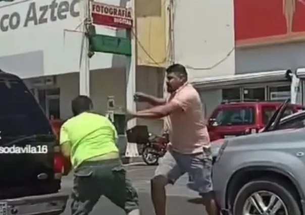 Captan pelea en Escobedo tras incidente vial; buscan a los agresores