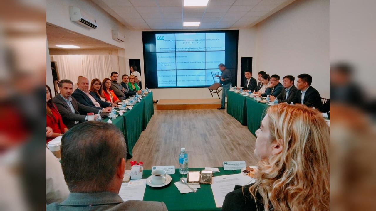 Inversionistas chinos se reúnen con empresarios duranguenses
