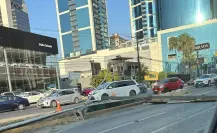 Genera caos vehicular tras fuerte choque en Lázaro Cárdenas en San Pedro