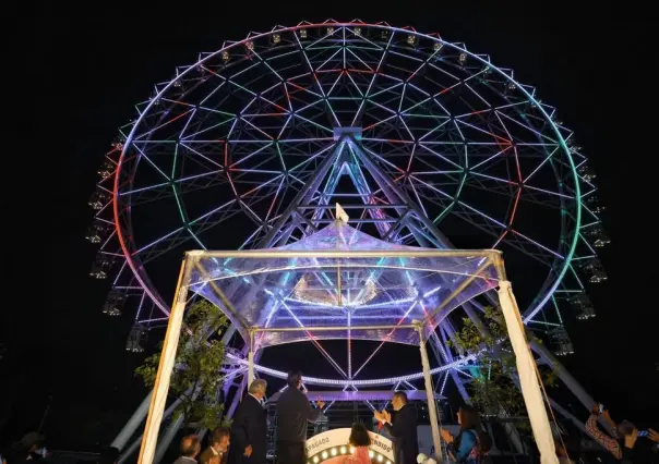 Aztlán 360: La nueva rueda de la fortuna Ilumina el Cielo de Ciudad de México