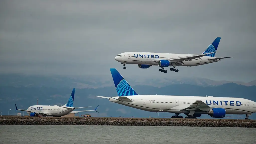 United Airlines suspende temporalmente vuelos en EU por problema informático