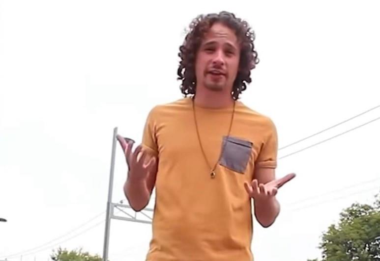 Luisito Comunica replica mensaje de asalto y lo confunden con uno real