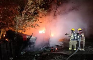 Santa Catarina responde eficientemente a incendios en terrenos baldíos y vehículos