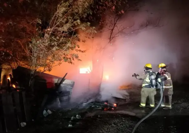 Santa Catarina responde eficientemente a incendios en terrenos baldíos y vehículos