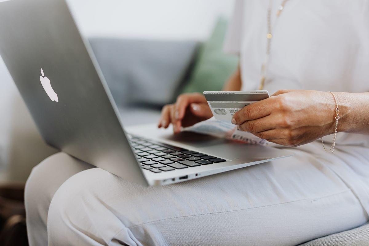 Estudios a nivel global revelan la magnitud del problema y calculan que las pérdidas por fraude de comercio online rondan los 20 mil millones de dólares al año. Foto: Archivo/ tiendanube.com