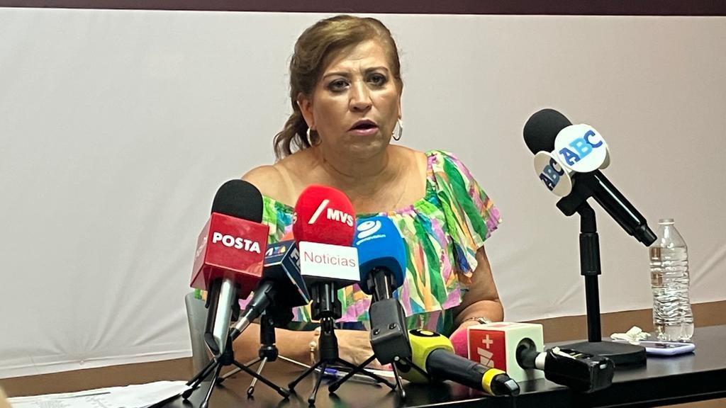 Judith Díaz agregó que se amplían los horarios de 8:00 de la mañana a 6:00 de la tarde, y de lunes a viernes, para realizar cobros y pagos en los bancos de Bienestar. Foto: Armando Galicia