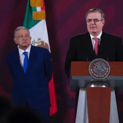 Afirma AMLO que las puertas de Morena están abiertas para recibir a Ebrard