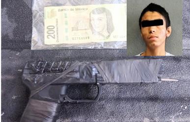 Detienen a un hombre por asaltar con violencia a un menor de 12 años en Apodaca