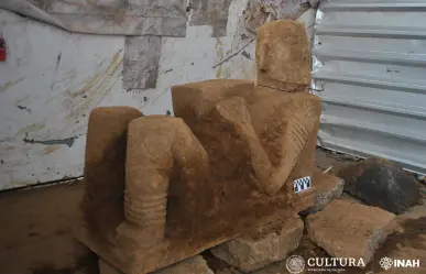 Halla INAH escultura prehispánica de Chac Mool en Pátzcuaro, Michoacán