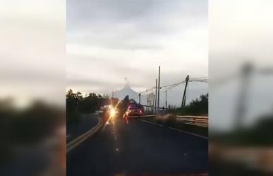 VIDEO: Hallan restos humanos embolsados en la México-Cuautla, en Tepetixpla