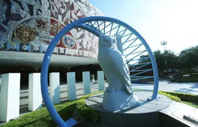 Celebra 90 años Facultad de Ciencias Químicas de la UANL; revelan nuevo Búho