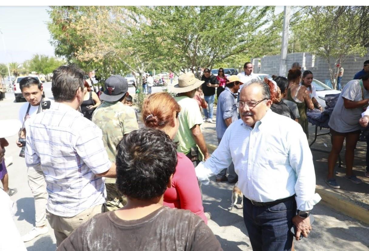 Brinda Gobierno de Escobedo apoyo a familias afectadas por incendio