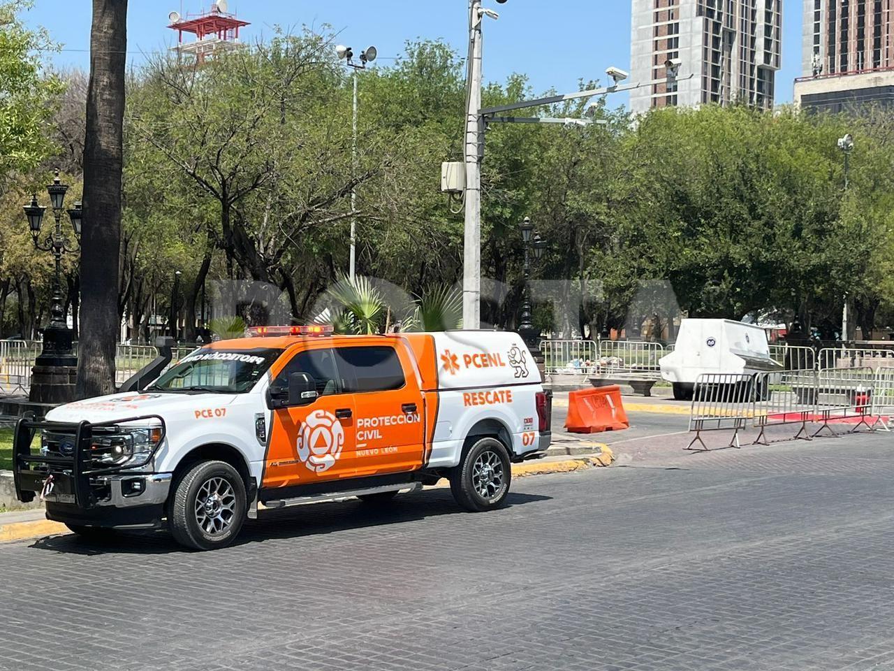 Eliminan riesgos eléctricos alrededor de la Macroplaza previo al Grito