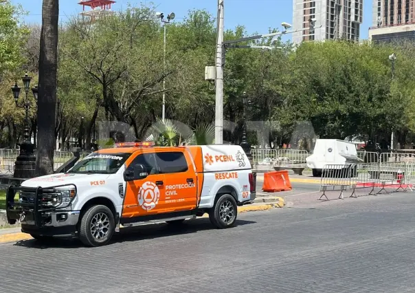 Eliminan riesgos eléctricos alrededor de la Macroplaza previo al Grito