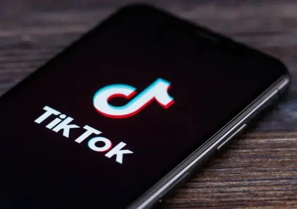 Multan a TikTok por violar ley datos de menores en la Unión Europea