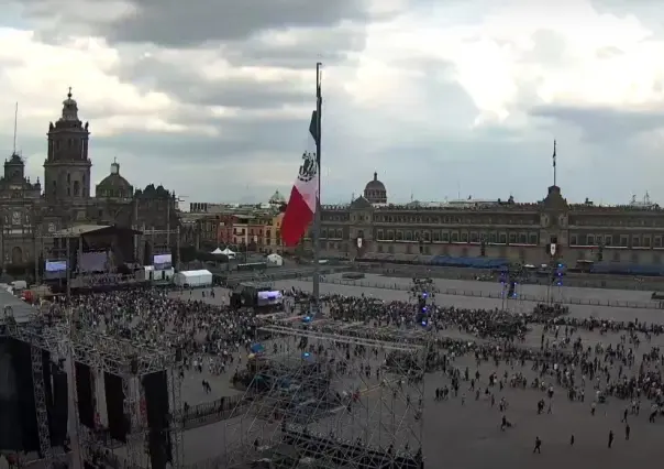 VIDEO: Primeros asistentes llegan al Zócalo para el Grito de Independencia