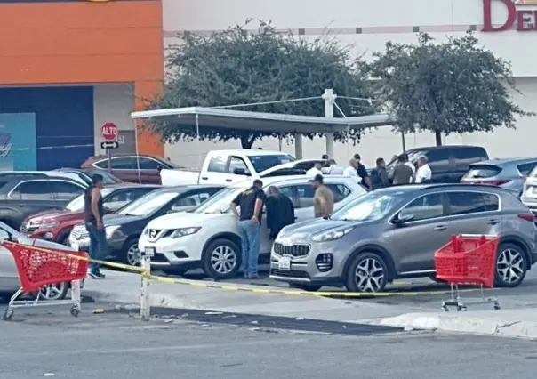 Ejecutan a hombre afuera de centro comercial en Saltillo