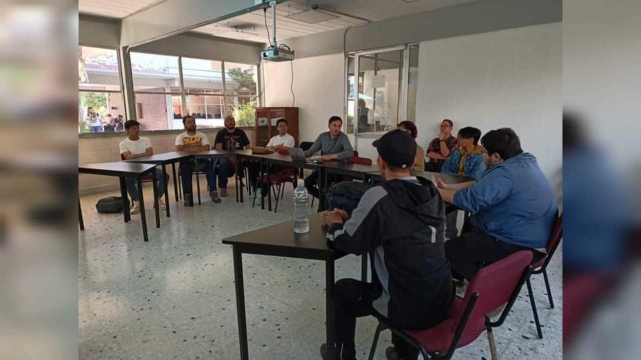 Exigen una educación digna para la comunidad filosófica de Durango. Foto: Facebook Licenciatura en Filosofía UJED.