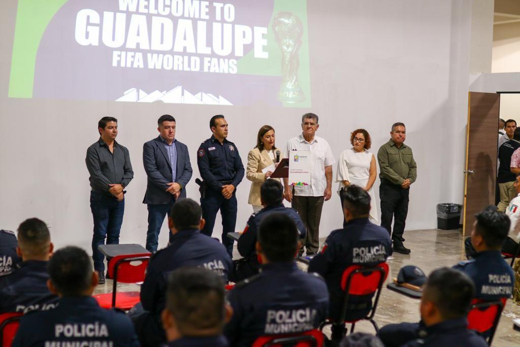 Guadalupe se alista con policías bilingües para el Mundial FIFA 2026