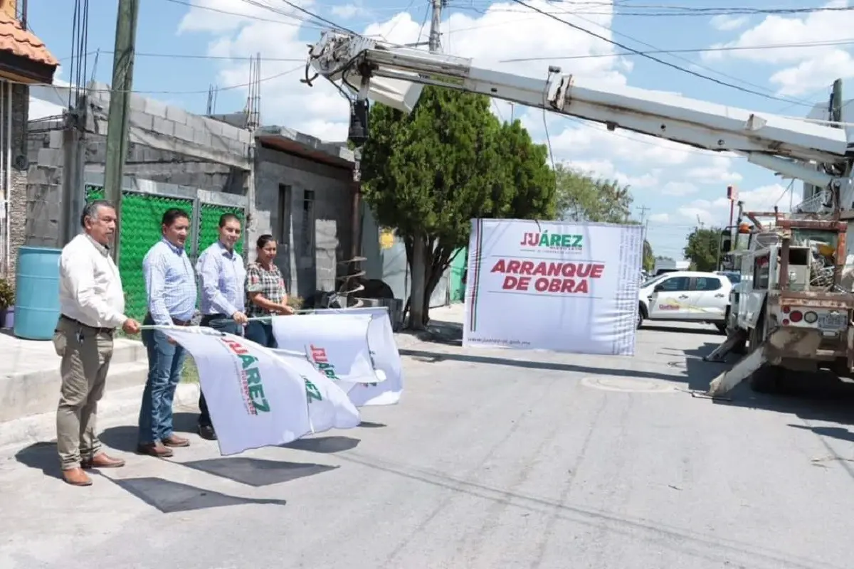 Arrancan obras de red eléctrica y alumbrado en la colonia La Esperanza en Juárez