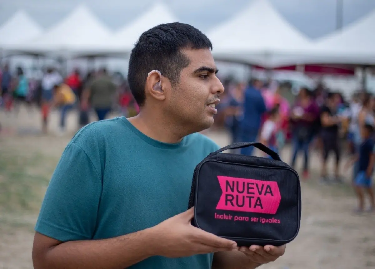 Secretaría de Igualdad e Inclusión entrega 11 mil aparatos auditivos gratuitos