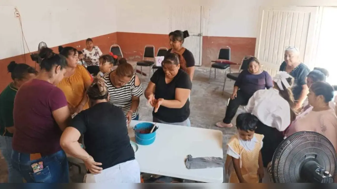 Capacitan a mujeres del campo con taller de dulces tradicionales