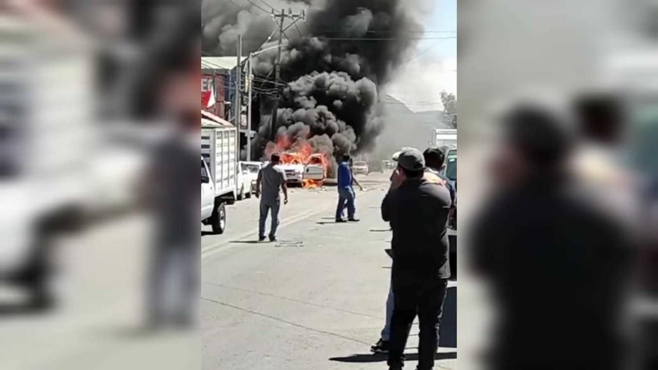 Explota camioneta cargada con pirotecnia, la tarde de este 20 de septiembre en Tultepec; no reportan personas lesionadas, solo daños materiales. Foto: Captura de pantalla