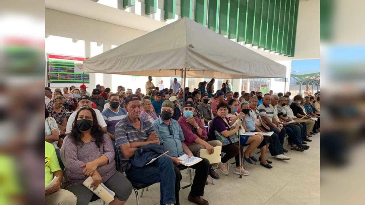 200 pacientes operados de cataratas son dados de alta