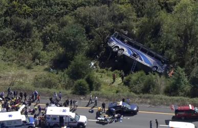 Trágico accidente de autobús escolar en Nueva York: un muerto y varios heridos