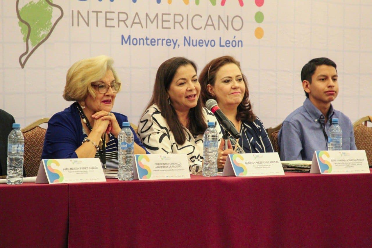 La reunión, organizada por el Sistema Nacional para el Desarrollo Integral de la Familia (DIF) de Nuevo León, cuenta con el apoyo de diversas organizaciones de la sociedad civil. Foto: Gobierno de Nuevo León.