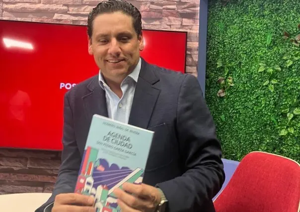 Niño de Rivera promueve su libro: Agenda de la Ciudad de San Pedro