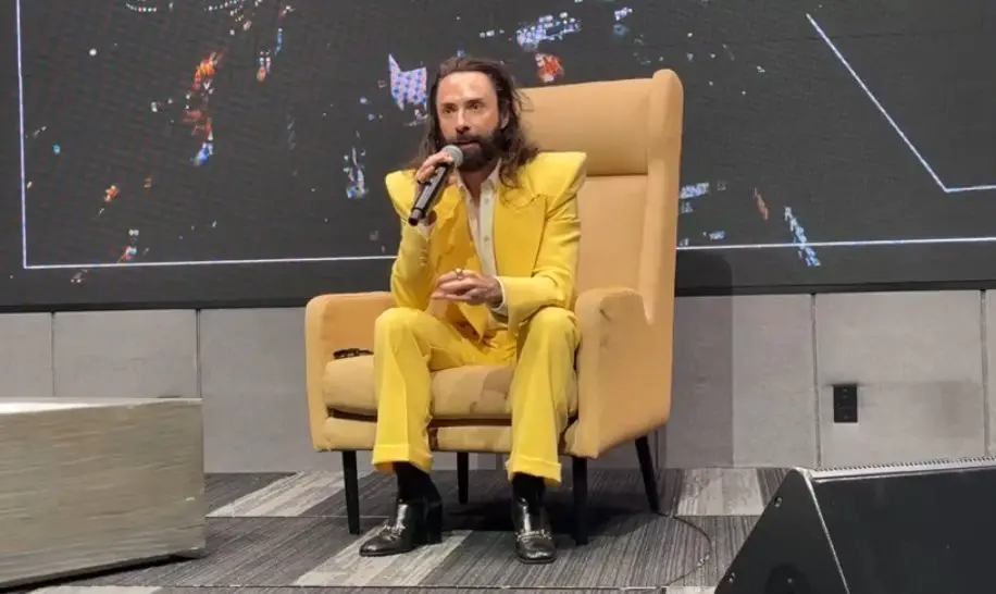Jay de la Cueva presenta “Tokyo”, su primer sencillo como solista